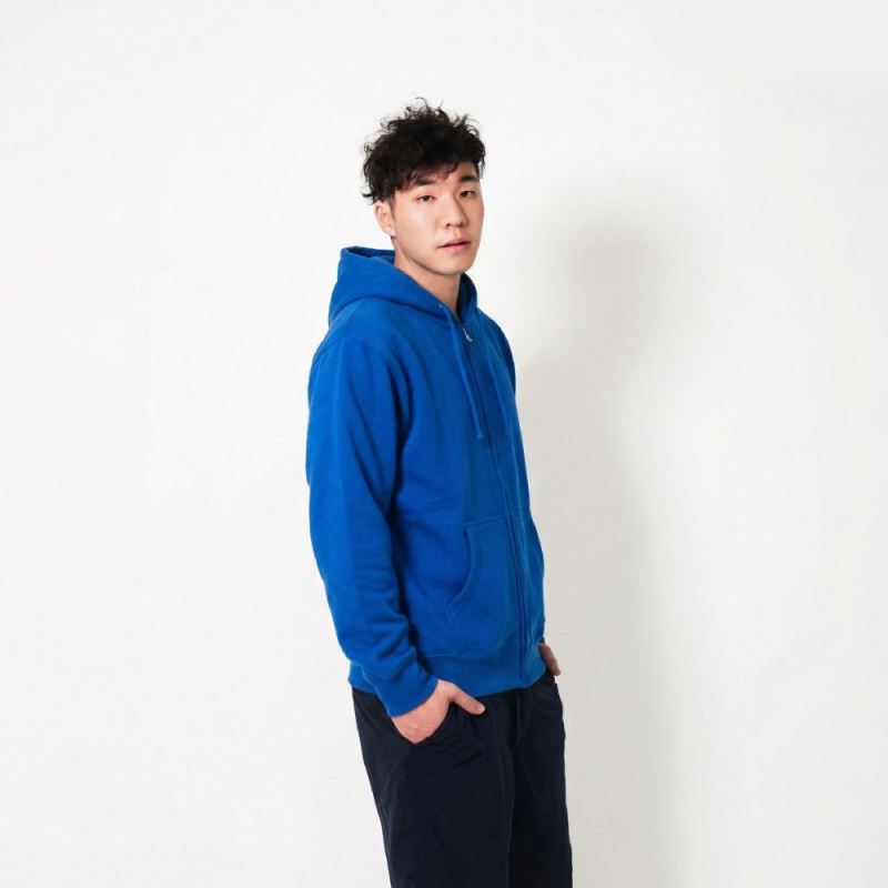 UNITED ATHLE連帽拉鍊外套